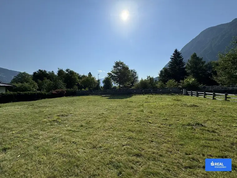 Grundstück in Lienz mit Freizeitparadies vor der Tür