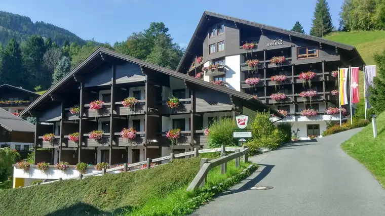 Ferienwohnung zur monatlichen Miete - in Bad Kleinkirchheim - 100 m zur neuen Therme ruhige Lage