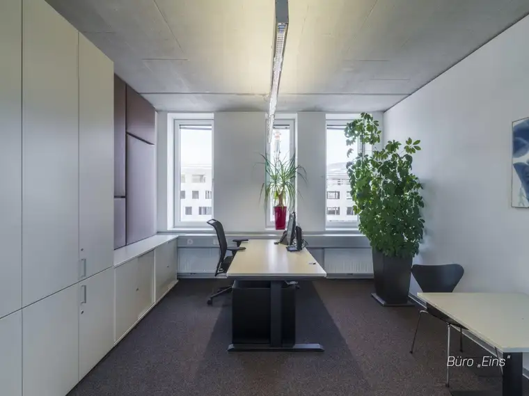18m² Büroraum mit umfangreichen Möglichkeiten