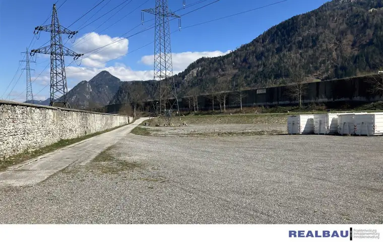 Ideales Baugrundstück für Ihren Betrieb in 6200 Jenbach, Tirol 7.406 m² Fläche