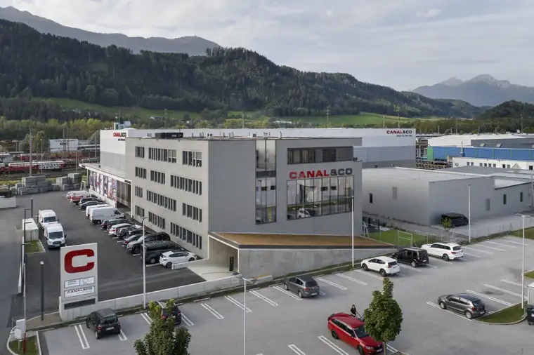 Neuwertige Bürofläche in Hall in Tirol Top Lage - Top Ausstattung - Top Ausblick!