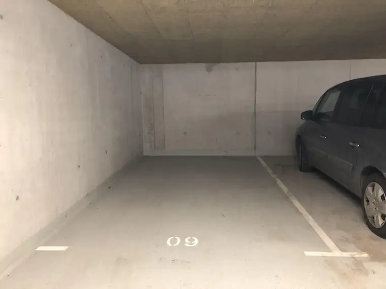 Tiefgaragenabstellplatz Innsbruck Klammstraße 4