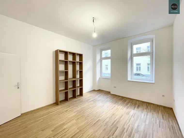 Hochwertig vor kurzem renoviertes Büro beim Augarten!