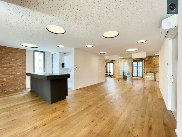 Top ausgestattetes Loft in historischem Kornspeicher der Brotfabrik Wien! Stellplatz verfügbar!
