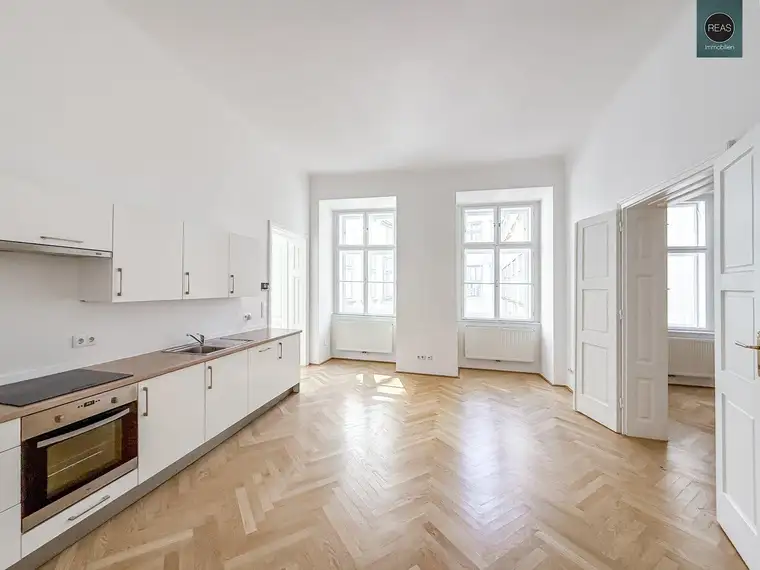 Traum Büro in historischem Denkmal-Haus in Toplage der Innenstadt!