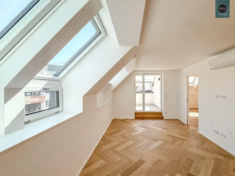 Elevate 1090 – Erstbezug: Luxus Dachgeschoss - Wohnung (klimatisiert) mit Terrasse nahe U6 Alser Straße, AKH!