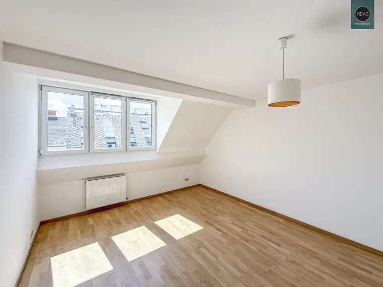 Traumbüro! Dachgeschoss Maisonette mit Terrasse, mitten im 3. Bezirk!