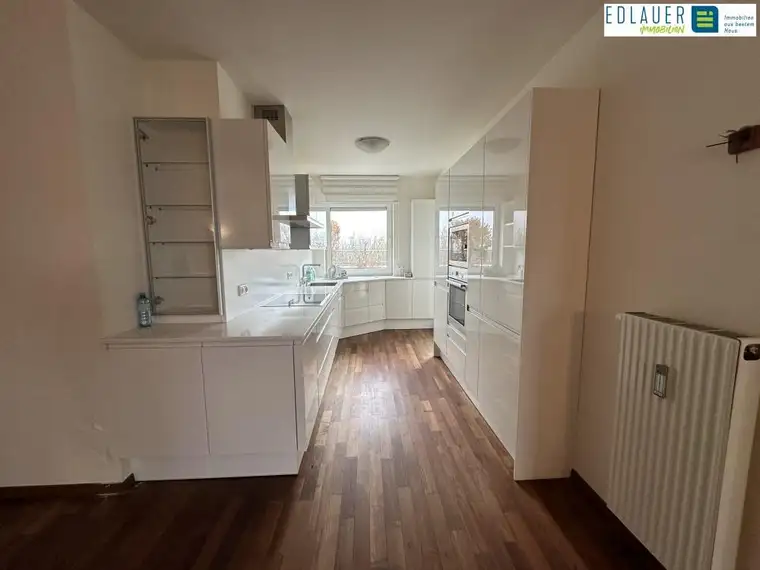 Attraktive, sonnendurchflutete Eigentumswohnung in einer ruhigen Gegend im Süden - 2 Terrassen!