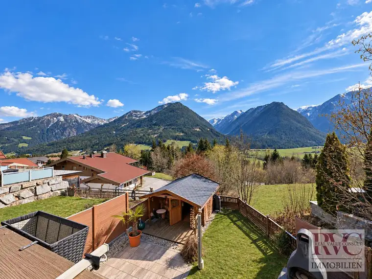 Wohnen auf der Sonnenseite – mit Garten, Balkon und Panorama