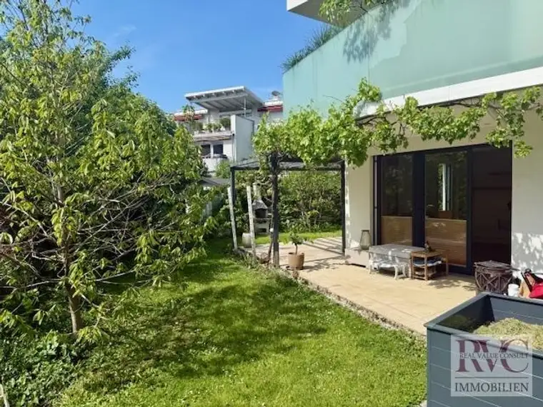 PREMIUM - zentrale Ruhelage mit entzückendem Garten
