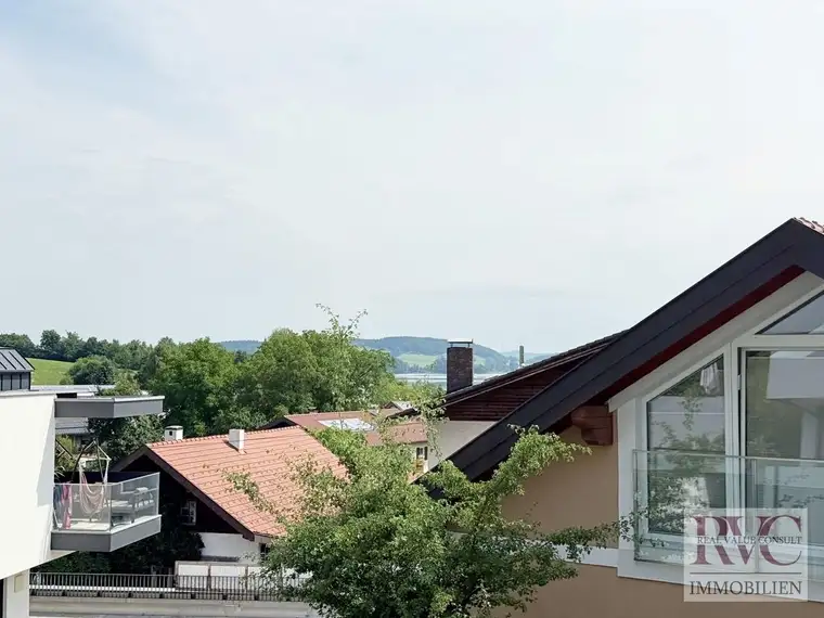 Balkonparadies am Mattsee – Exklusives Wohnen mit traumhaftem XXL-Balkon und top Ausstattung