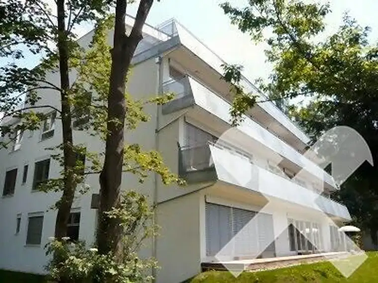Neuwertige 3-Zimmer-Wohnung in Uni- und LKH-Nähe!
