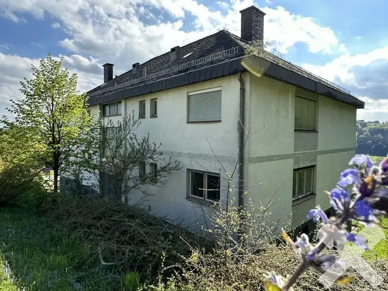 Wohnen mit Ausblick auf den Ort und die Riegersburg