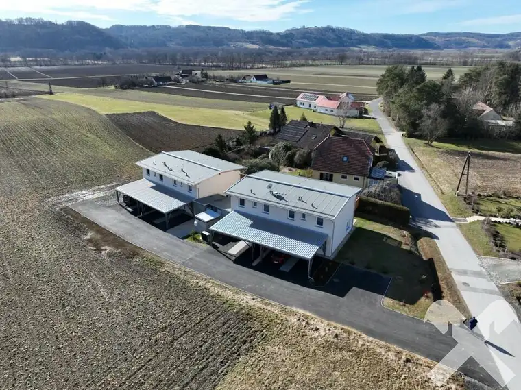Doppelhaushälfte mitten in der Thermenregion des Vulkanlandes zur Miete