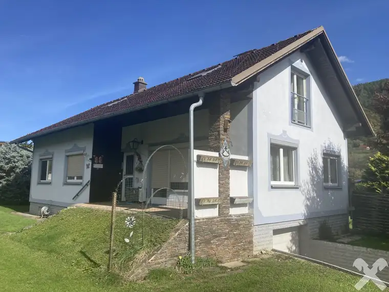 Bärnbach - Wohnhaus mit zwei getrennten Wohneinheiten
