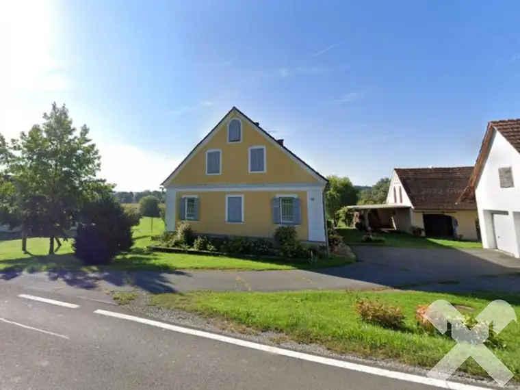 Traditioneller Vierkanthof mit idyllischem Innenhof - Nähe Feldbach!