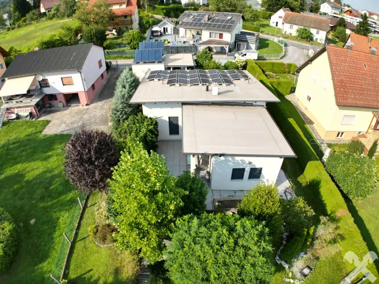 Nachhaltig! Modern! Behaglich! Tolles Einfamilienhaus am Fuße des Gedersbergs
