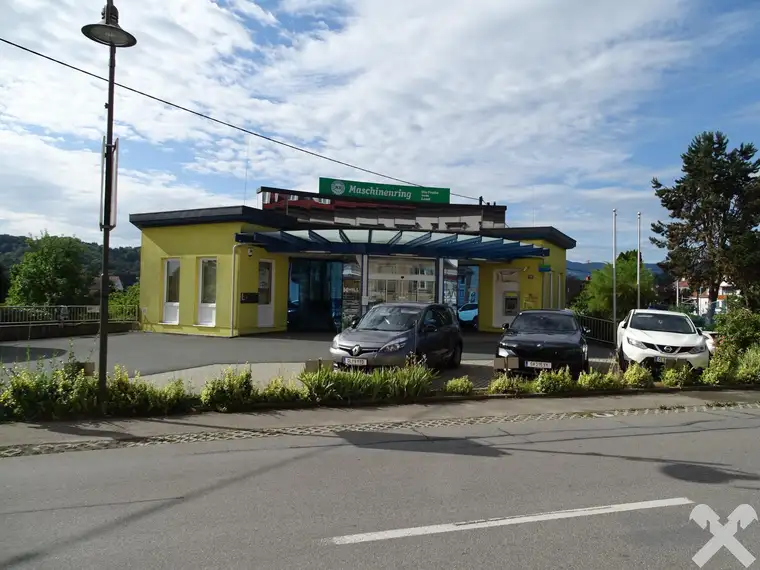 Büro/Geschäftshaus in Pölfing-Brunn direkt an der L605