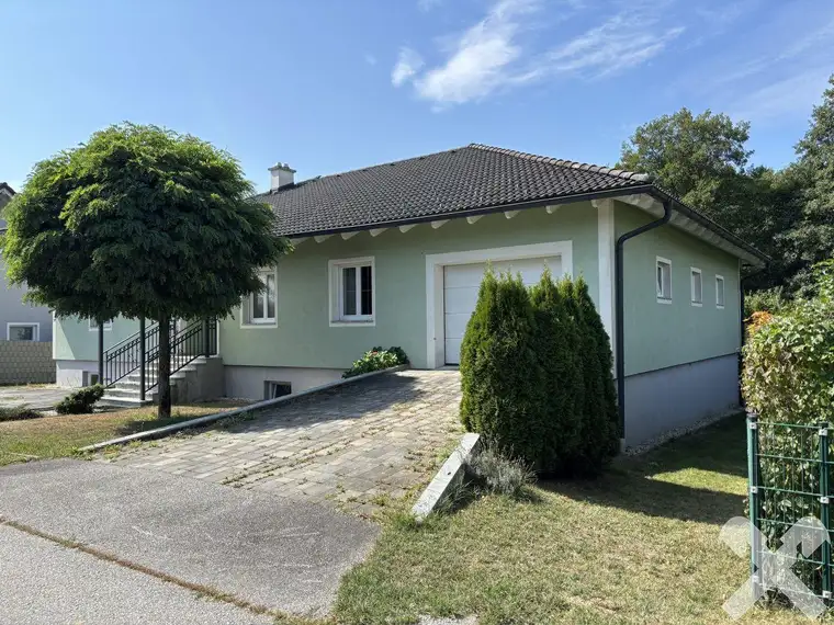 Gut durchdachter Bungalow in Burgau