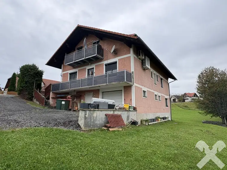 Zweifamilienhaus mit Entwicklungspotenzial in herrlicher Sonnenlage bei St. Anna am Aigen