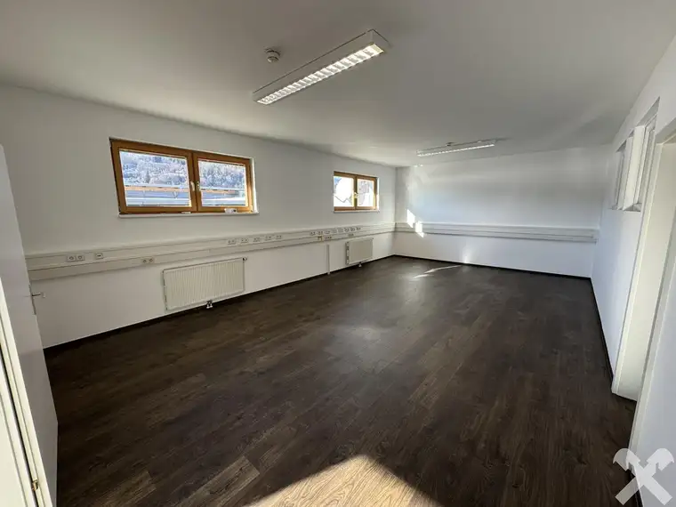 Zentral &amp; bestens angebunden - Ihr neuer Bürostandort