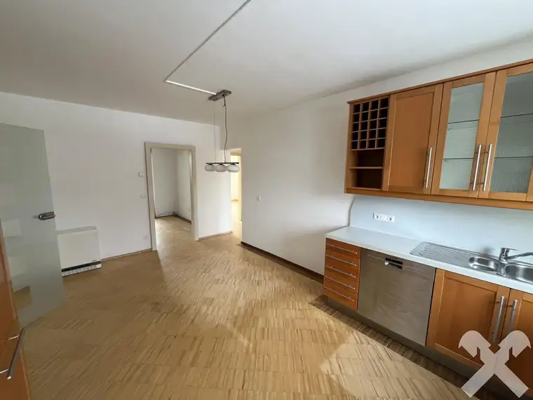 Attraktive Eigentumswohnung mit 2 Schlafzimmern, Terrasse &amp; Grünblick in Leibnitz