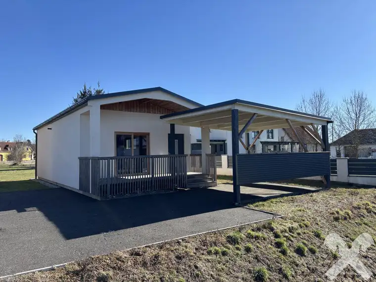 Modernes Wohnhaus für Singles, Paare oder als Zweitwohnsitz in der Golf- und Thermenregion