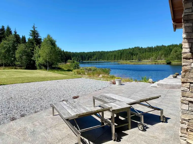 RARITÄT - SEEHAUS IN EINZELLAGE - EIN TRAUM FÜR ANGLER UND NATURLIEBHABER!