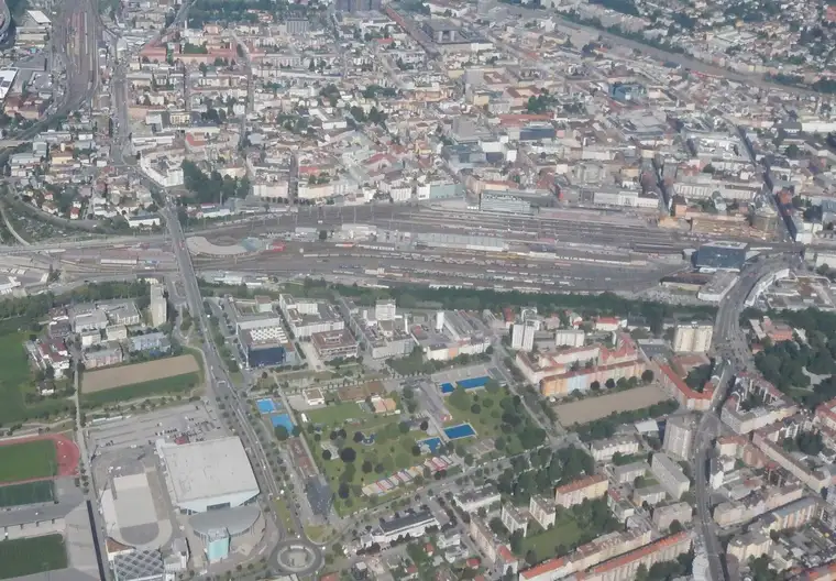 Geschäftslokal nahe Innsbruck-Hauptbahnhof und Busbahnhof als Anlageimmobilie in Innsbruck