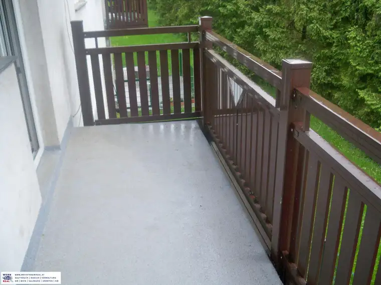 Schöne Mietwohnung mit 4,5 qm Balkon im Grünen mit Parkplatz in Urfahr Umgebung/Puchenau