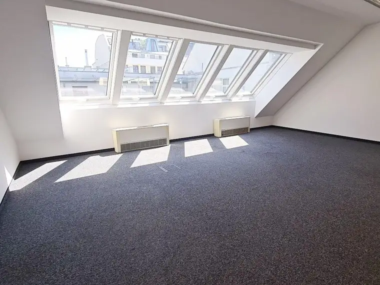 KLIMATISIERTES 50 m2 Coworking-Büro, Shared Office, 1 Zimmer, Gemeinschaftsküche, Tower-Server, 2 Toiletten, Siebenbrunnengasse