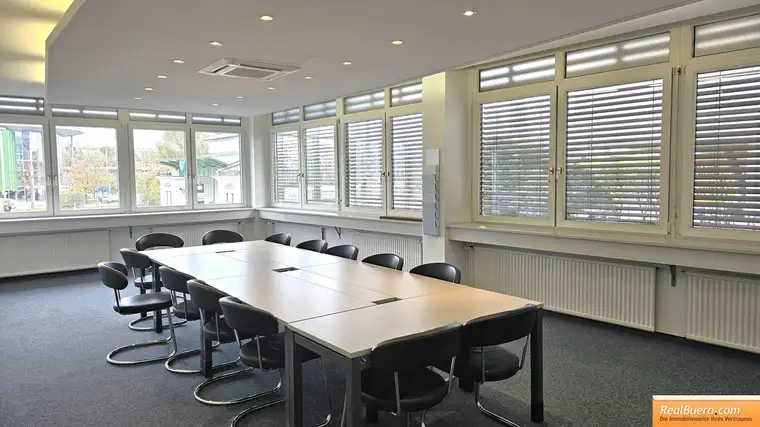 BÜRO / PRAXIS / KANZLEI / TRAININGSRÄUME DIREKT BEI DER U BAHNSTATION
