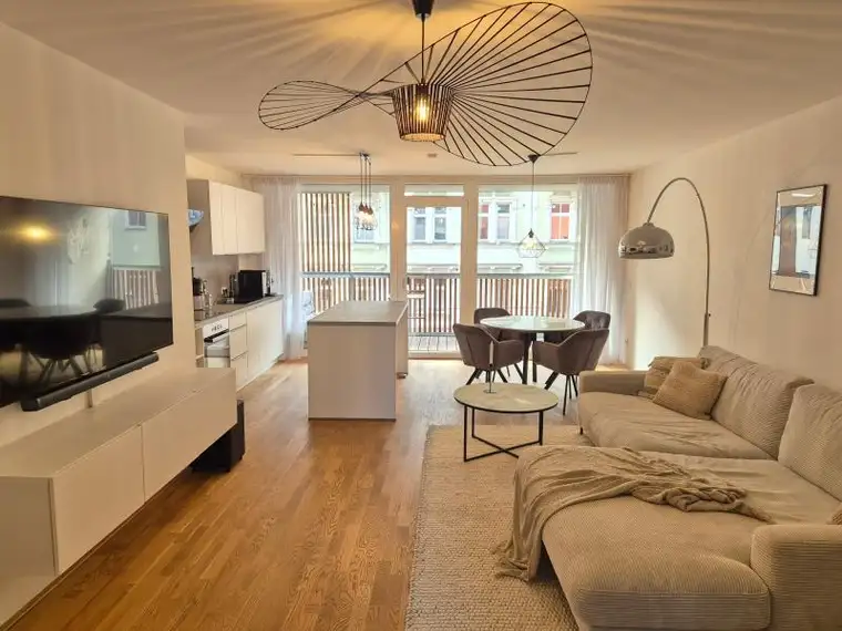 Elegante neuwertige 3-Zimmerwohnung in der Anzengruberstraße, 85 m² inkl. Loggia + Balkon, Tiefgarage, Straßenbahnnähe!