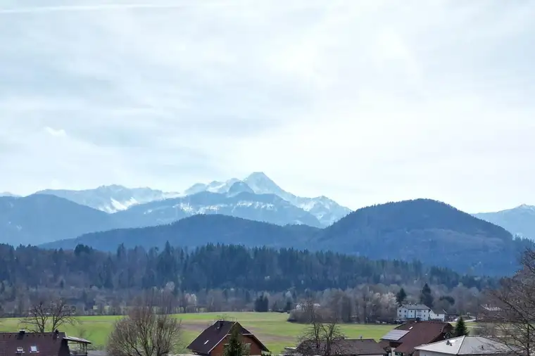 Traumhaftes Baugrundstück in ruhiger Lage von Rosegg