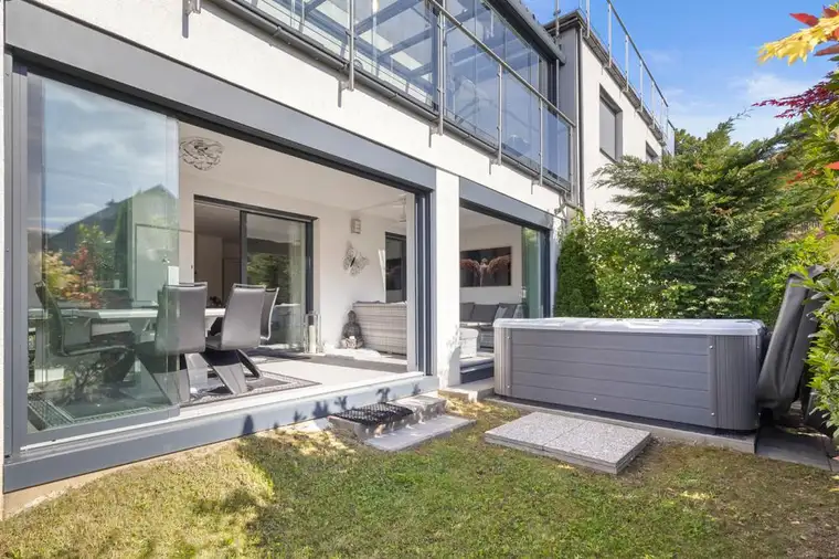 Traumhafte Eigentumswohnung mit Garten