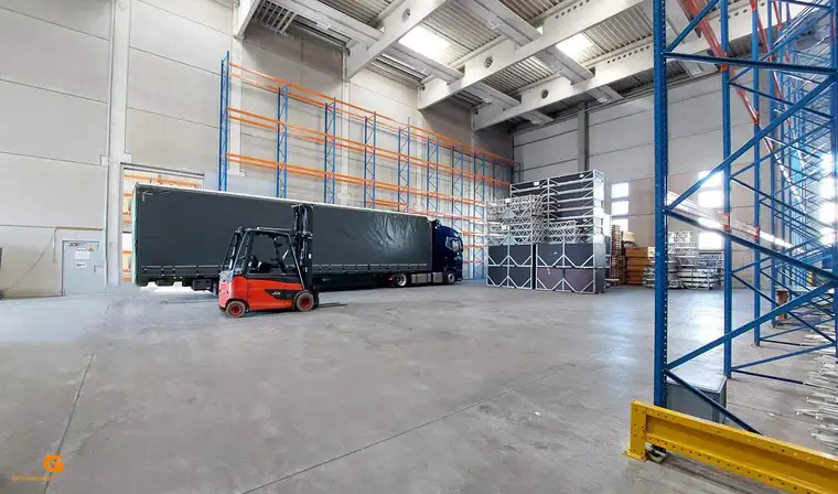 Logistikflächen mit Hochregallager in Thalgau mieten