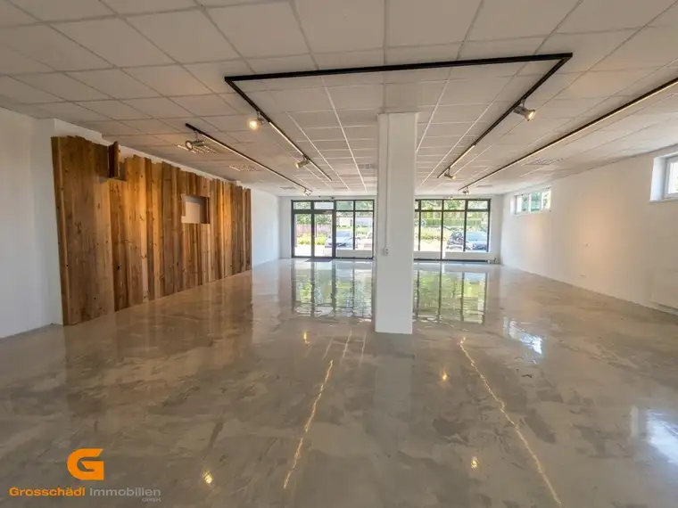 Werbewirksames Geschäftslokal / Showroom &amp; Büro / in guter Frequenzlage