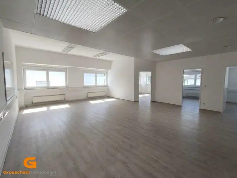 Erstbezug - Modernisierte Bürofläche in Wals-Siezenheim mieten
