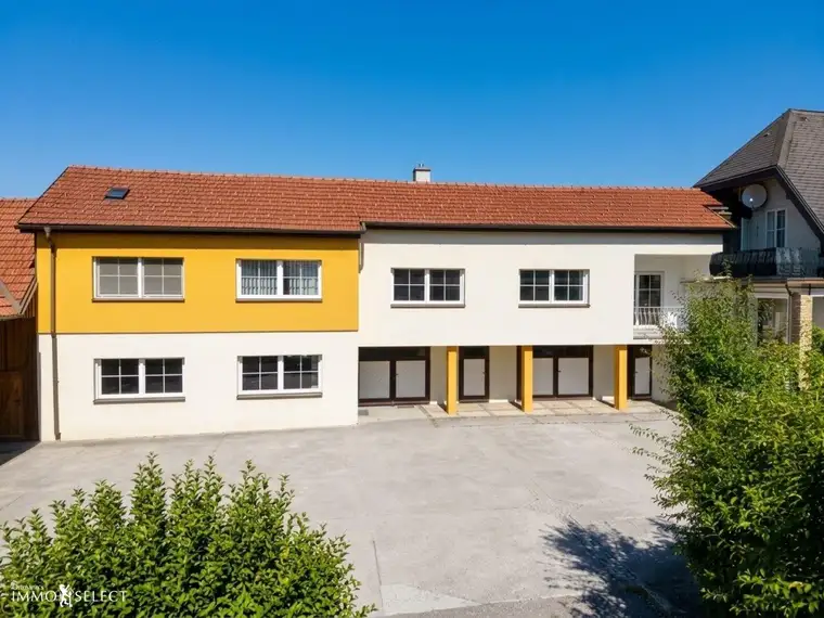 „Ihre neue Geschäftsadresse – repräsentative Büroflächen mit 8 Stellplätzen“