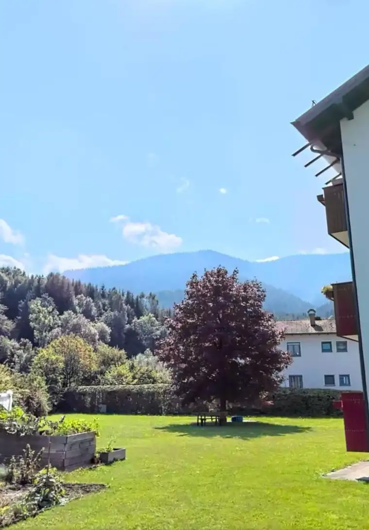 Großzügige 95 m² Eigentumswohnung mit Loggia, Garage und viel Potenzial in mitten der schönen Landschaft des Murtals.