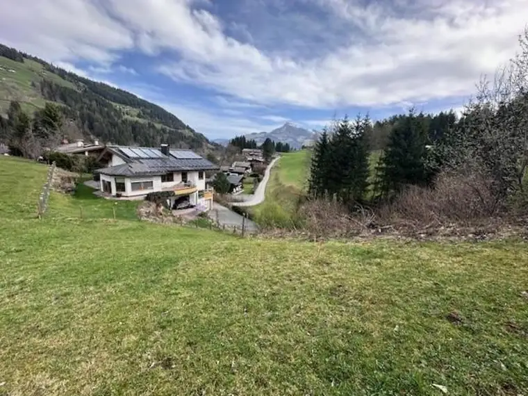 Voll aufgeschlossenes Baugrundstück in Kirchberg in Tirol