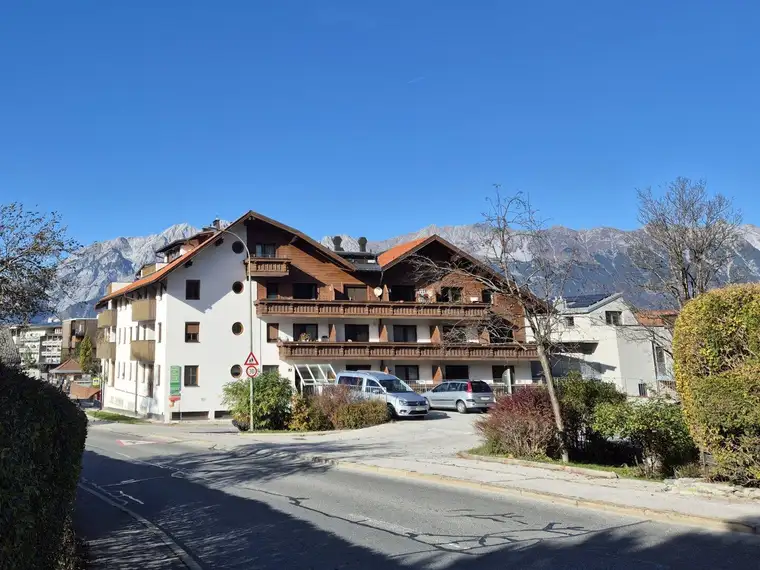 Charmante Wohnung in Igls umgeben von atemberaubender Bergwelt