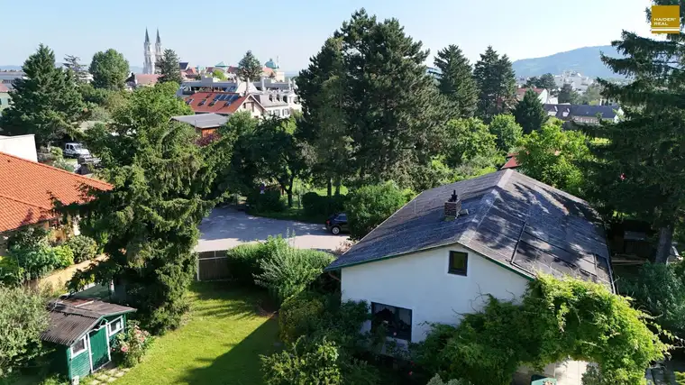 SELTENHEITSWERT - Einzigartige und ruhige Lage mit Stiftsblick - Einfamilienhaus &amp; flaches Grundstück