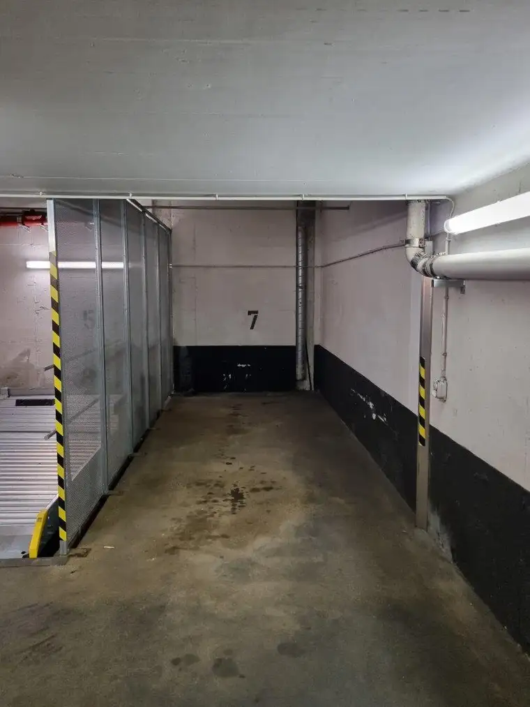 Tiefgaragenstellplatz in 1170 zu vermieten!