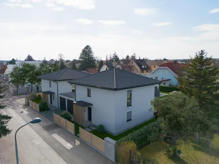 Eckgrundstück mit Einfamilienhaus - Belagsfertig oder schlüsselfertig