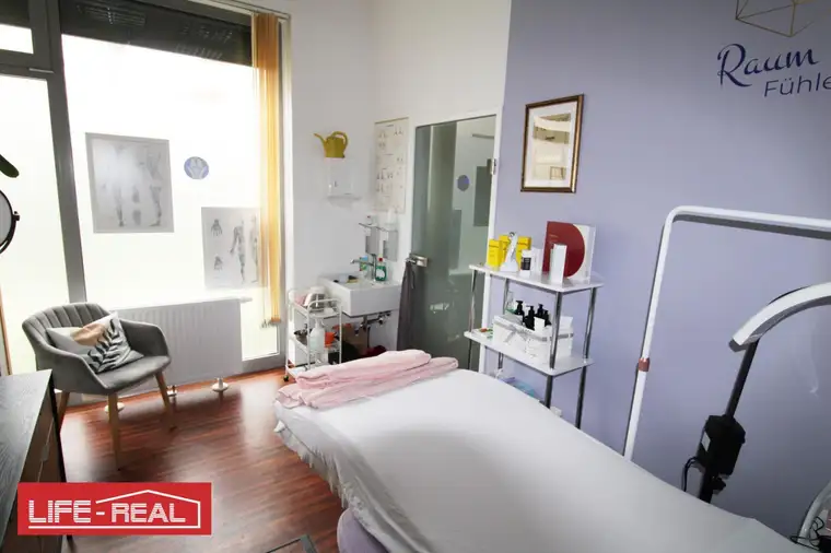 nettes Geschäftslokal/Büro in Traun