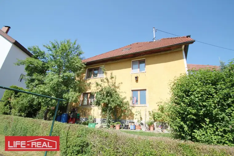 stark sanierungsbedürftiges Markthaus in Niederwaldkirchen