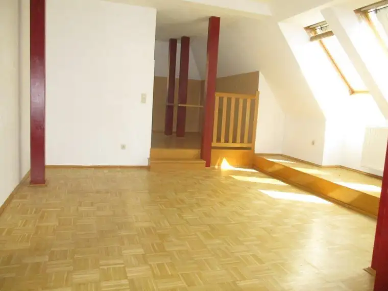 2-Zimmer-Maisonette-Wohnung mit Küchenblock in Kapfenberg zu mieten !