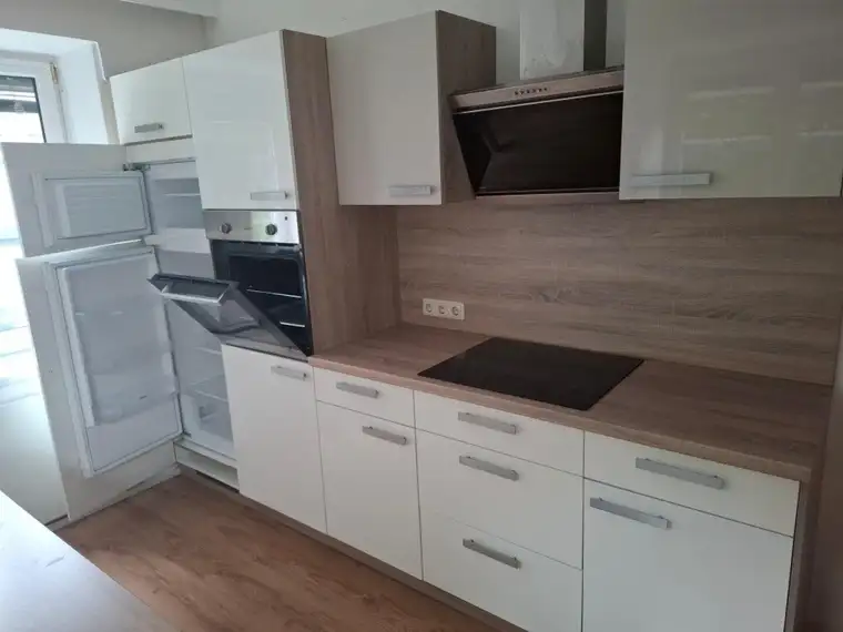 Gemütliche 2-Zimmer-Wohnung mit Küchenblock in Bruck/Mur zu mieten !