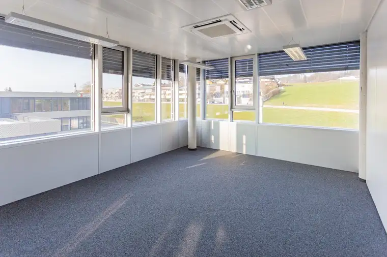 Klimatisierte 200 m² Bürofläche